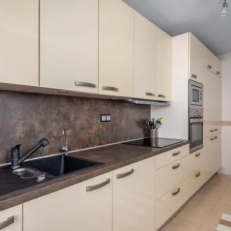 Holiday home Navigolf By Interhome